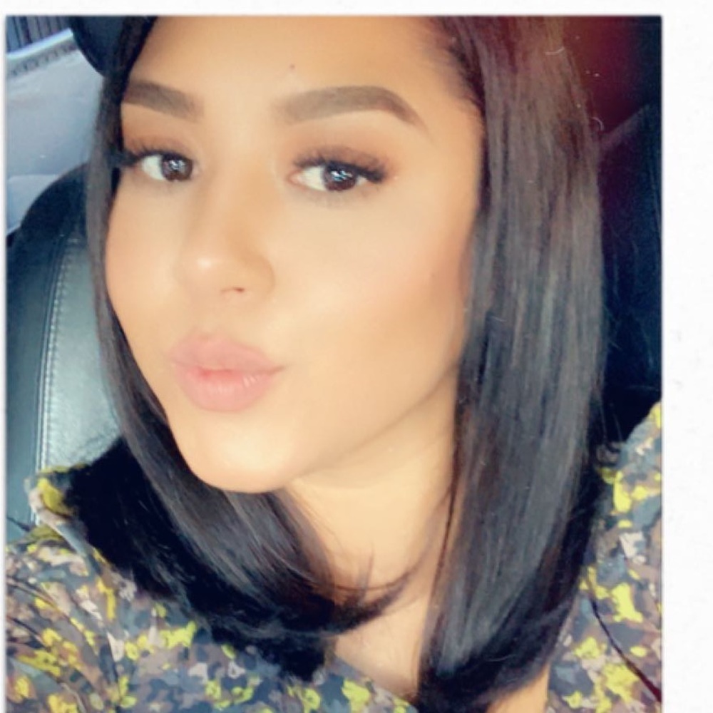 Meet your Posher, Akemi